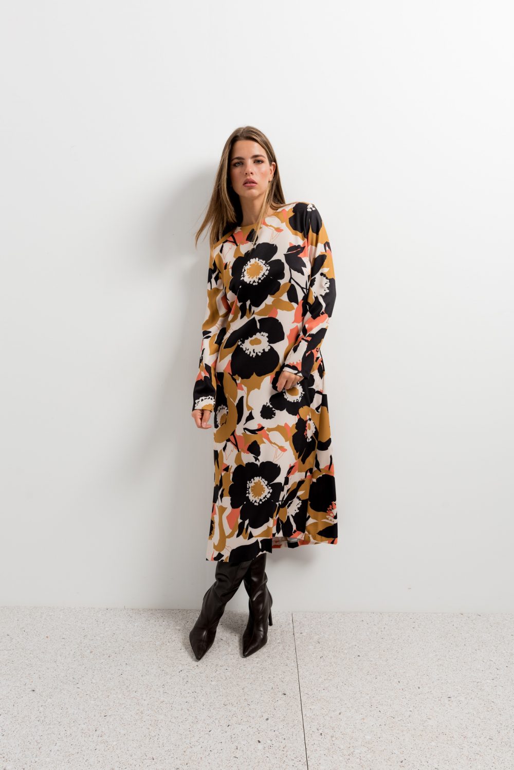 Vestido midi estampado floral